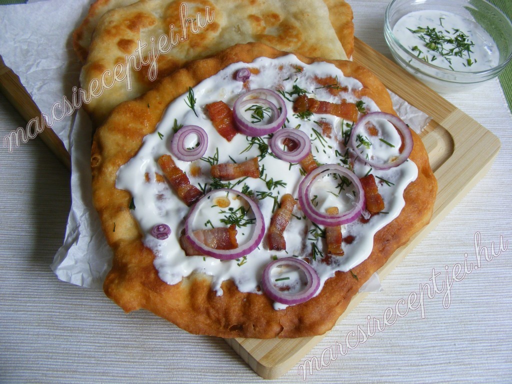 Juhtúrós lepény kapros tejföllel 1