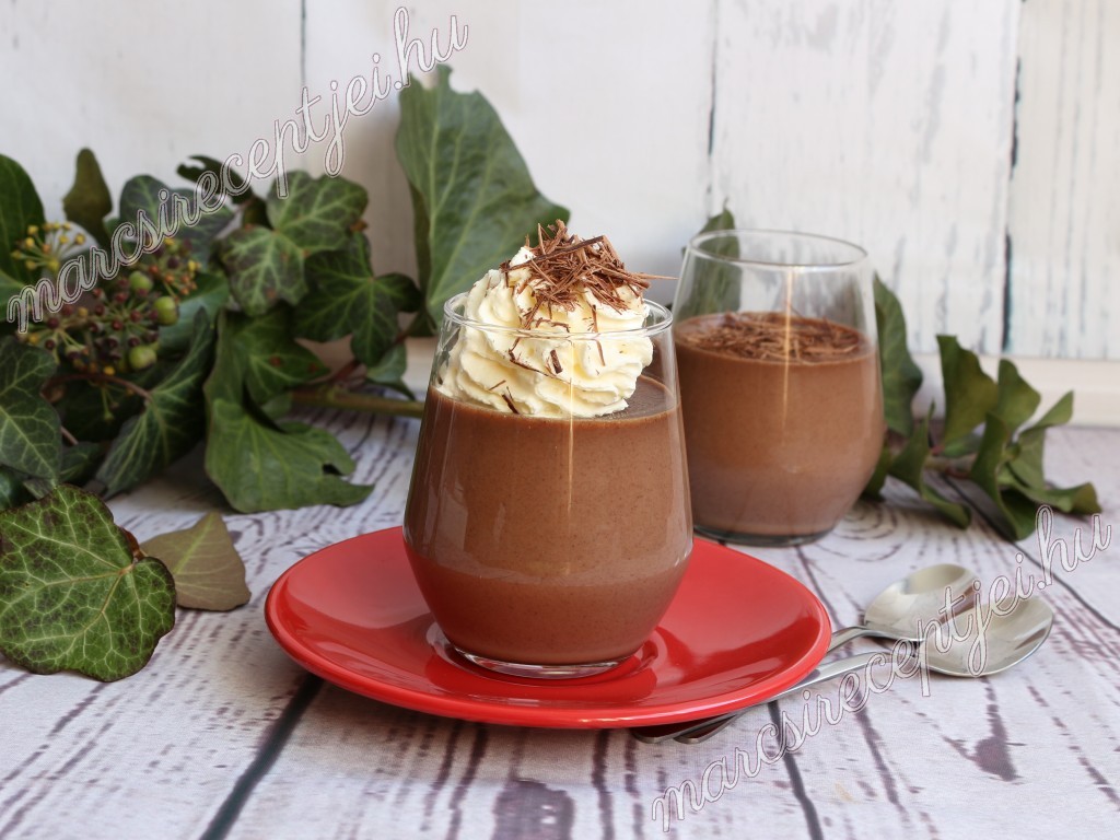 Étcsokoládés panna cotta 1