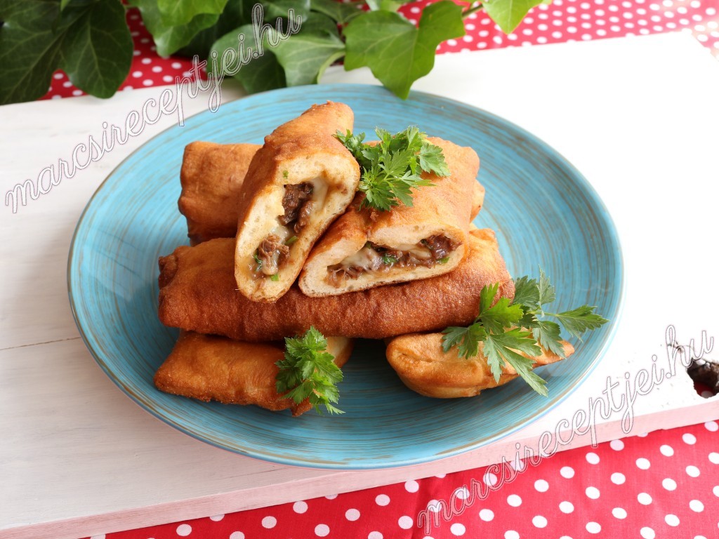 Húsos töltött lángos 2