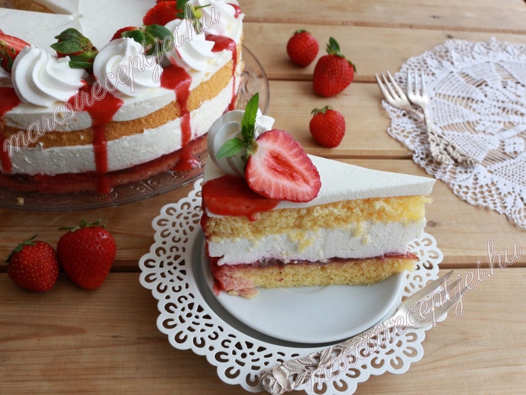 Túrókrém torta eperrel
